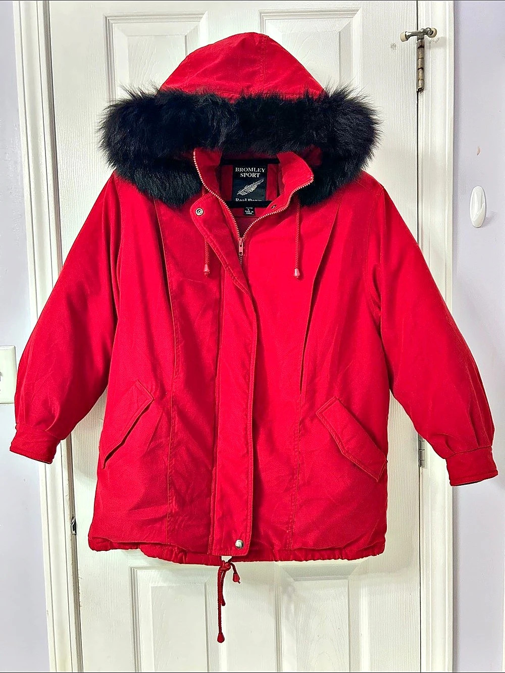 Bromley Sport Women’s Down Puffer Jacket in Red Size Large Like New